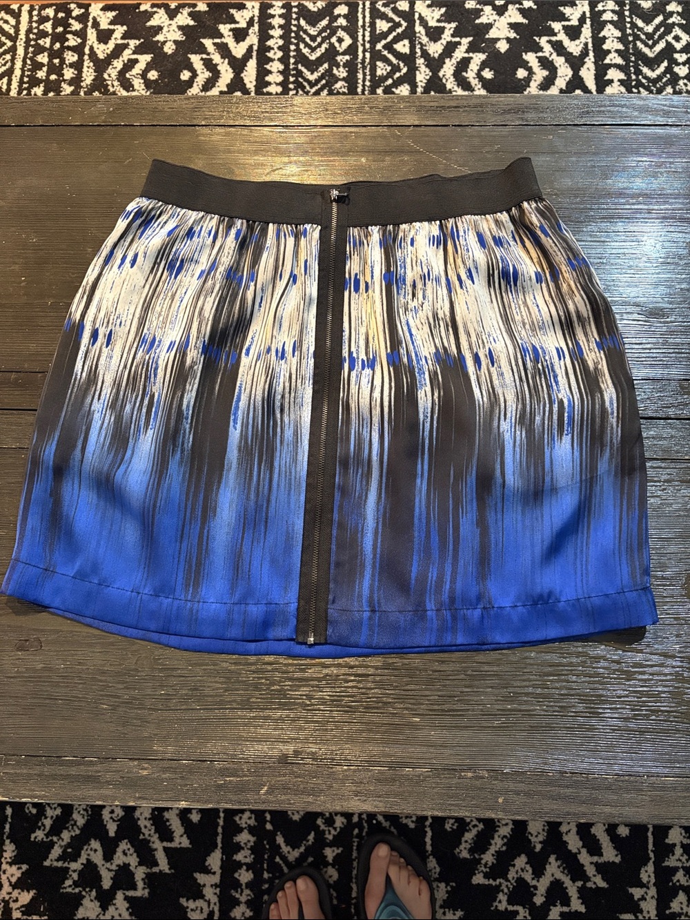 Kenneth Cole New York Blue Black White Ombre Abstract Mini Skirt